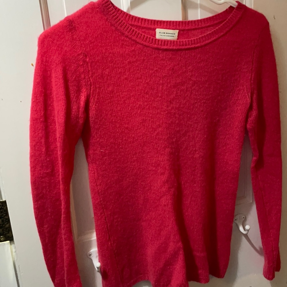 Club monaco dark pink italian cashmere sweater